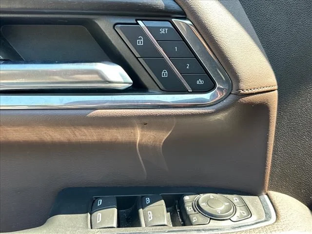Used 2024  GMC Denali image 25