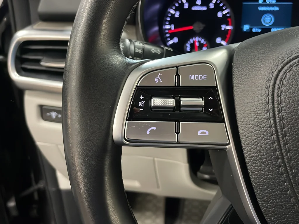 Used 2022 Gray Kia EX image 16