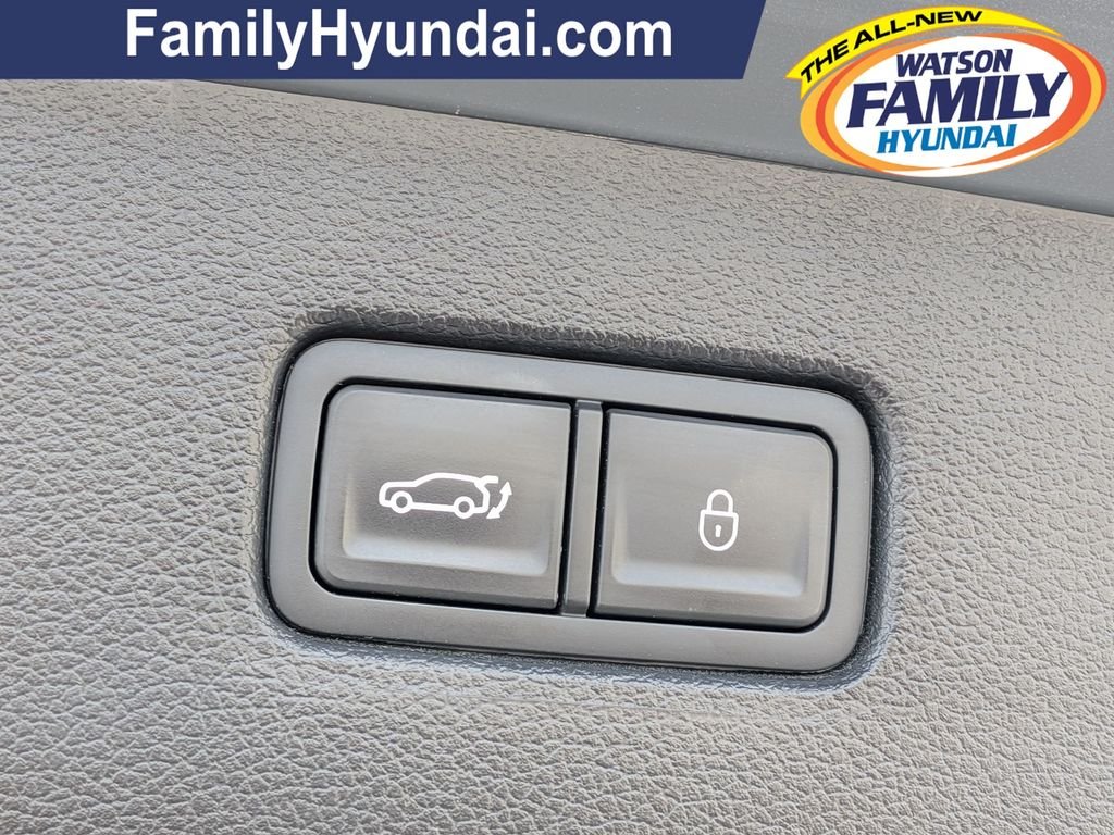 Used 2024 Silver Genesis 2.5T image 26