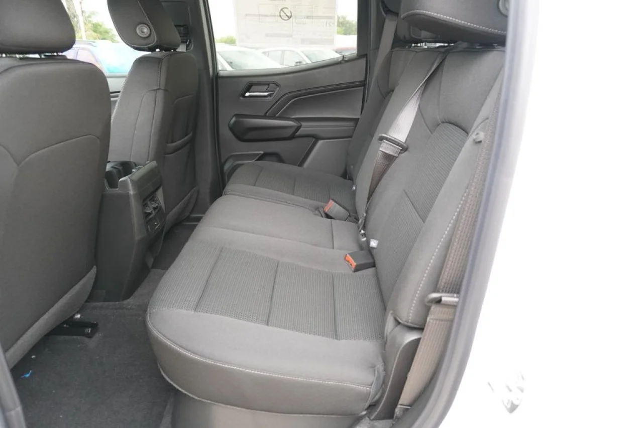 2026 Chevrolet Colorado LT - Photo 24
