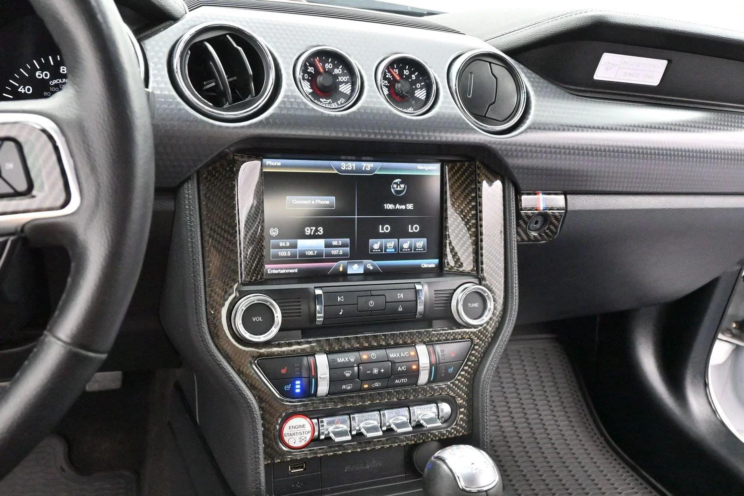 Used 2015 Oxford White Ford GT Premium image 18