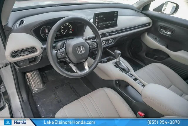 Used 2026 Solar Silver Metallic Honda EX-L image 17