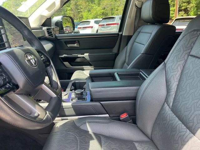 2024 Toyota Tundra Limited - Photo 9