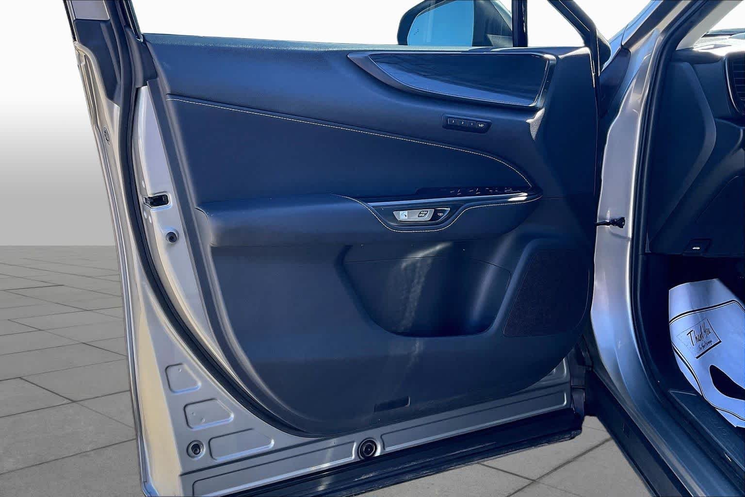 Used 2023 Atomic Silver Lexus Premium image 20