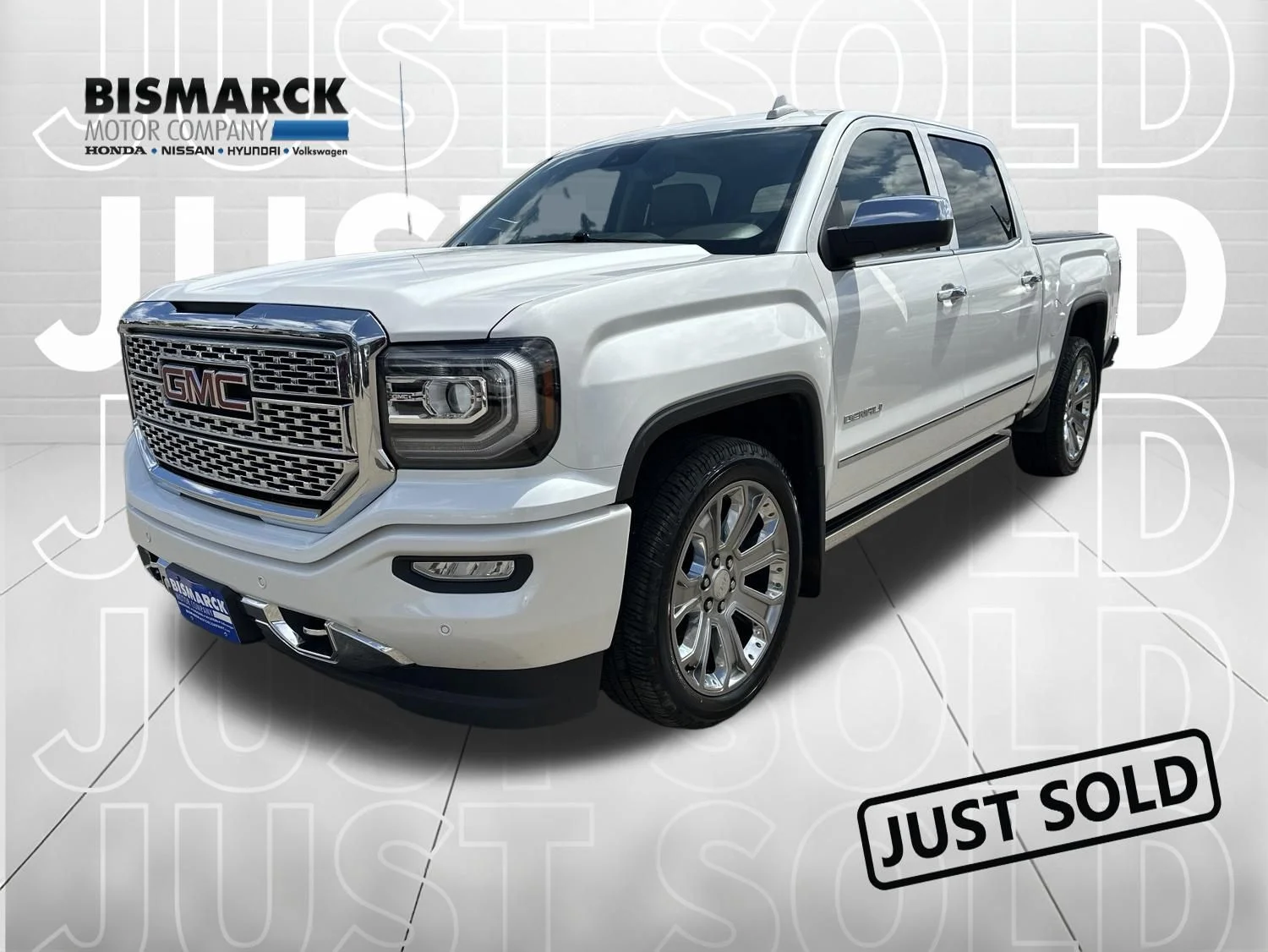 2017 GMC Sierra 4WD Crew Cab Short Box's photo