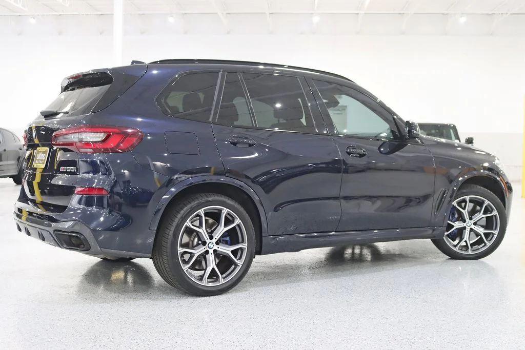Used 2021 Black BMW M50i image 10