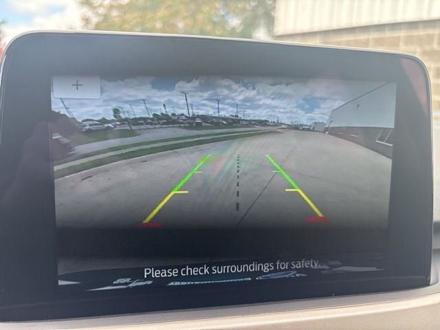 Used 2022 White Ford SE image 26
