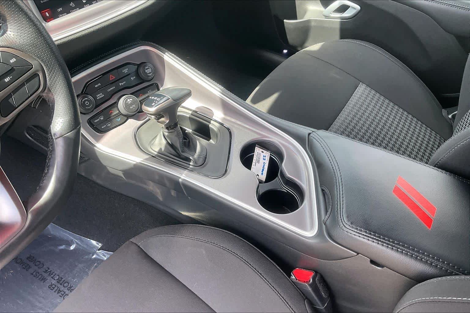 Used 2022 Go Mango Dodge R/T Scat Pack Widebody image 15
