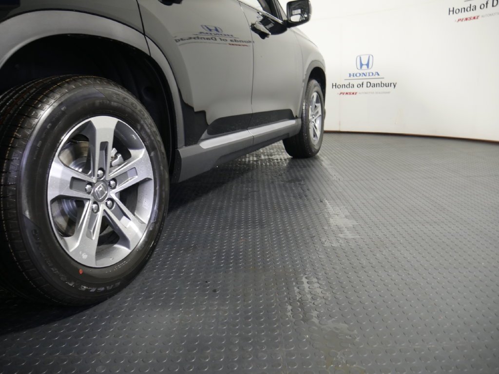 New 2026 Crystal Black Pearl Honda AWD EX-L image 4