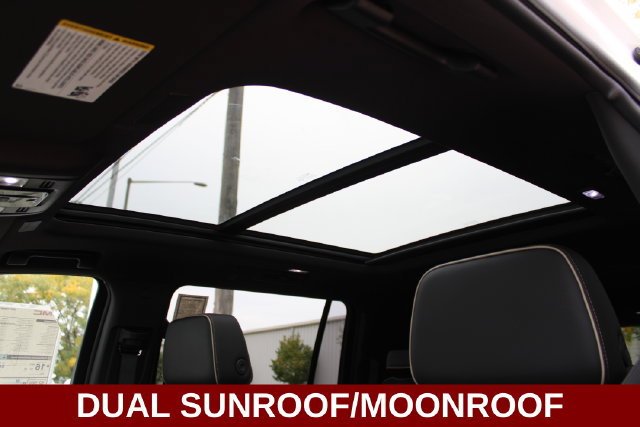 2027 GMC Yukon XL Elevation - Photo 8