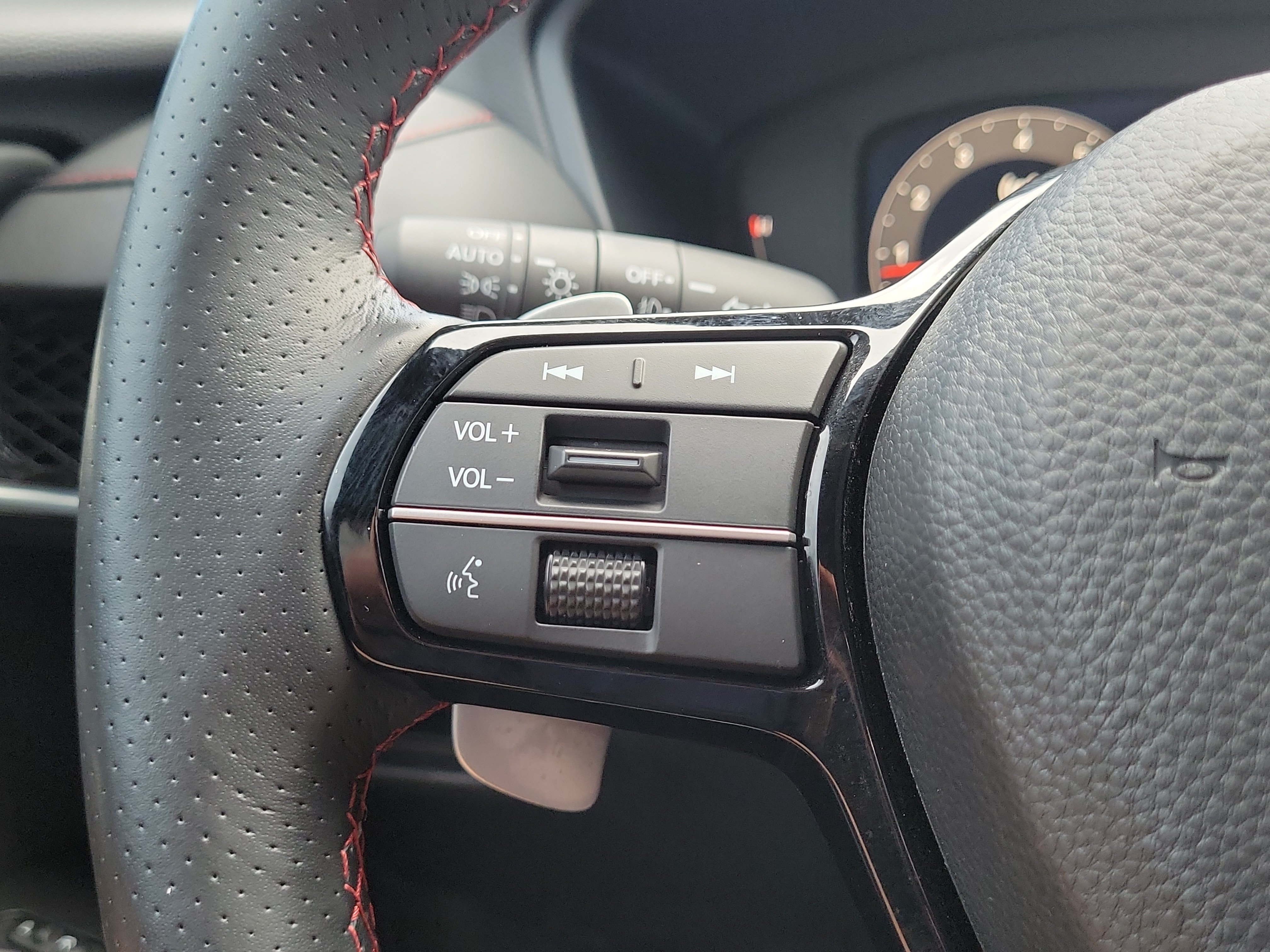Used 2025  Acura w/A-Spec Package image 30