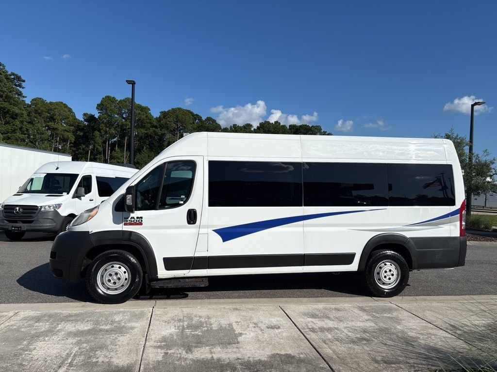 Used 2019 White Ram High Roof image 11