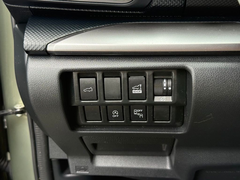 Used 2020 Green Subaru Premium image 16
