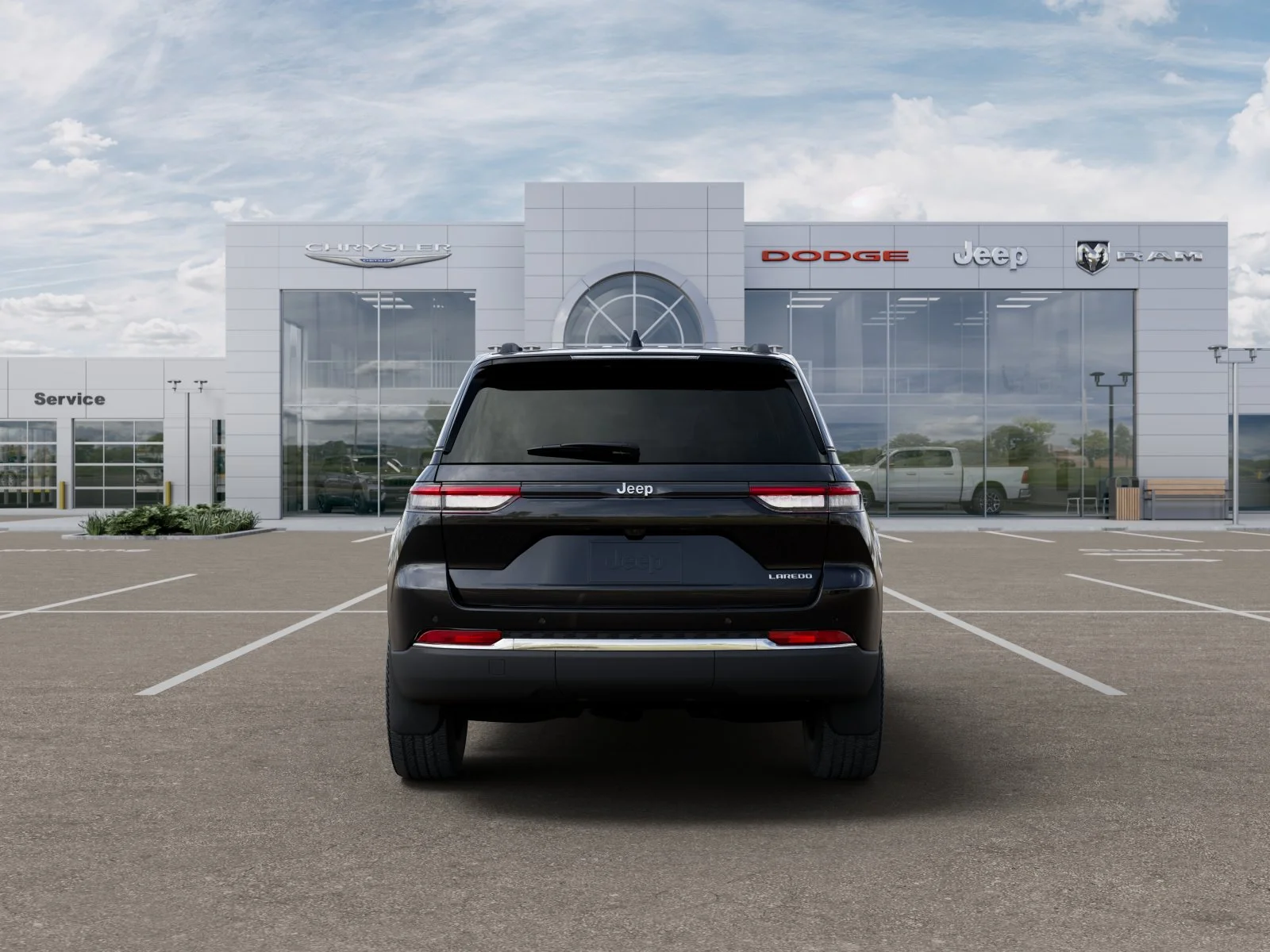 New 2025 Diamond Black Crystal Pearl-Coat Exterior Paint Jeep Laredo image 39