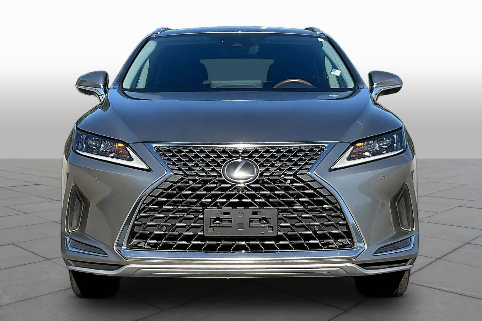 Used 2021 Atomic Silver Lexus  image 4