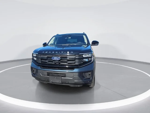 Used 2025 Blue Ford Active image 3