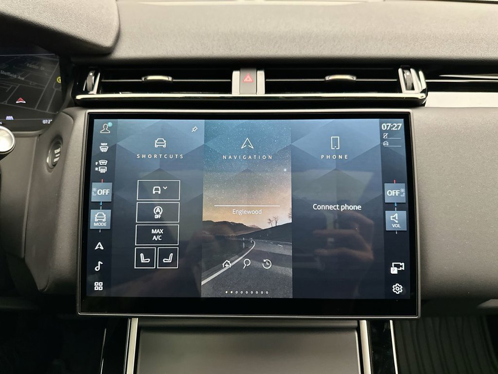New 2026 Fuji White Land Rover S image 13