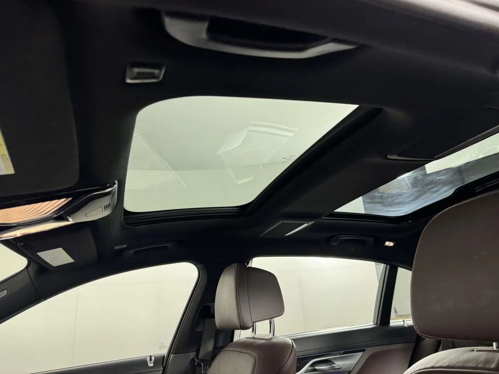 Used 2019 Black BMW 740i xDrive image 32