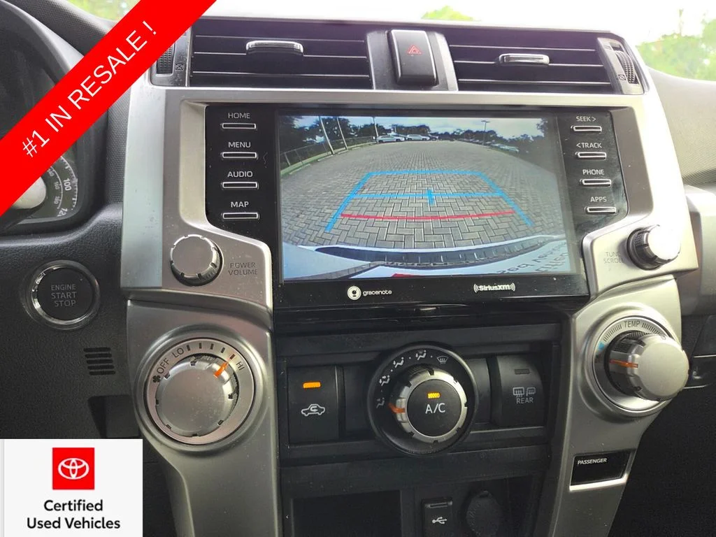 Used 2023 White Toyota SR5 image 33