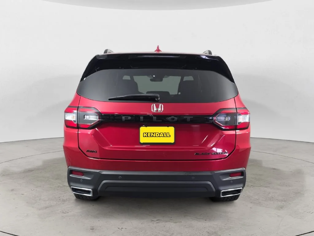 2025 Honda Pilot Black Edition - Photo 6