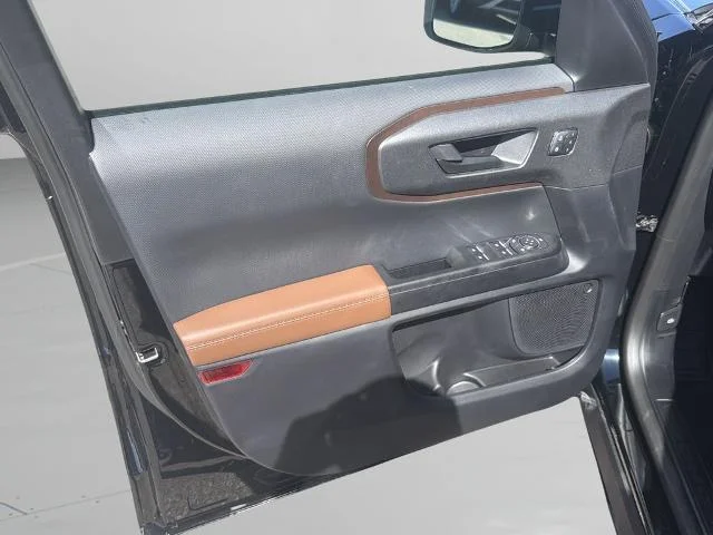 New 2026 Shadow Black Ford Outer Banks® image 20