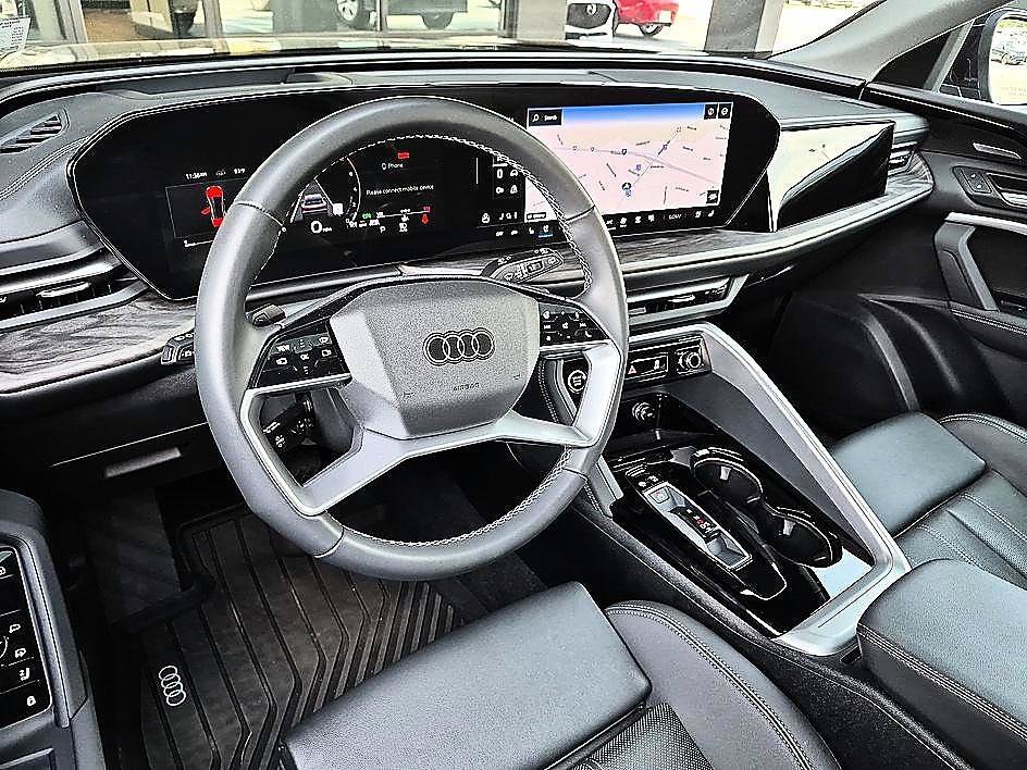 Used 2025 Black Audi Premium Plus image 30