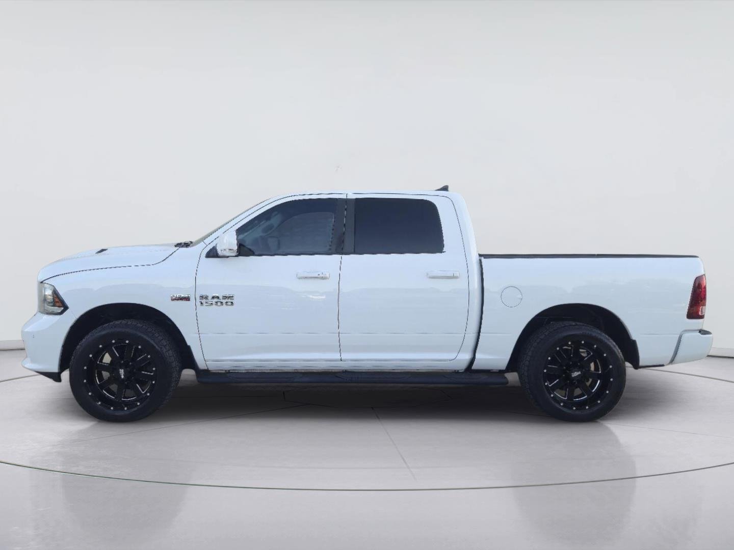 Used 2015 Bright White Clearcoat Ram Sport image 2
