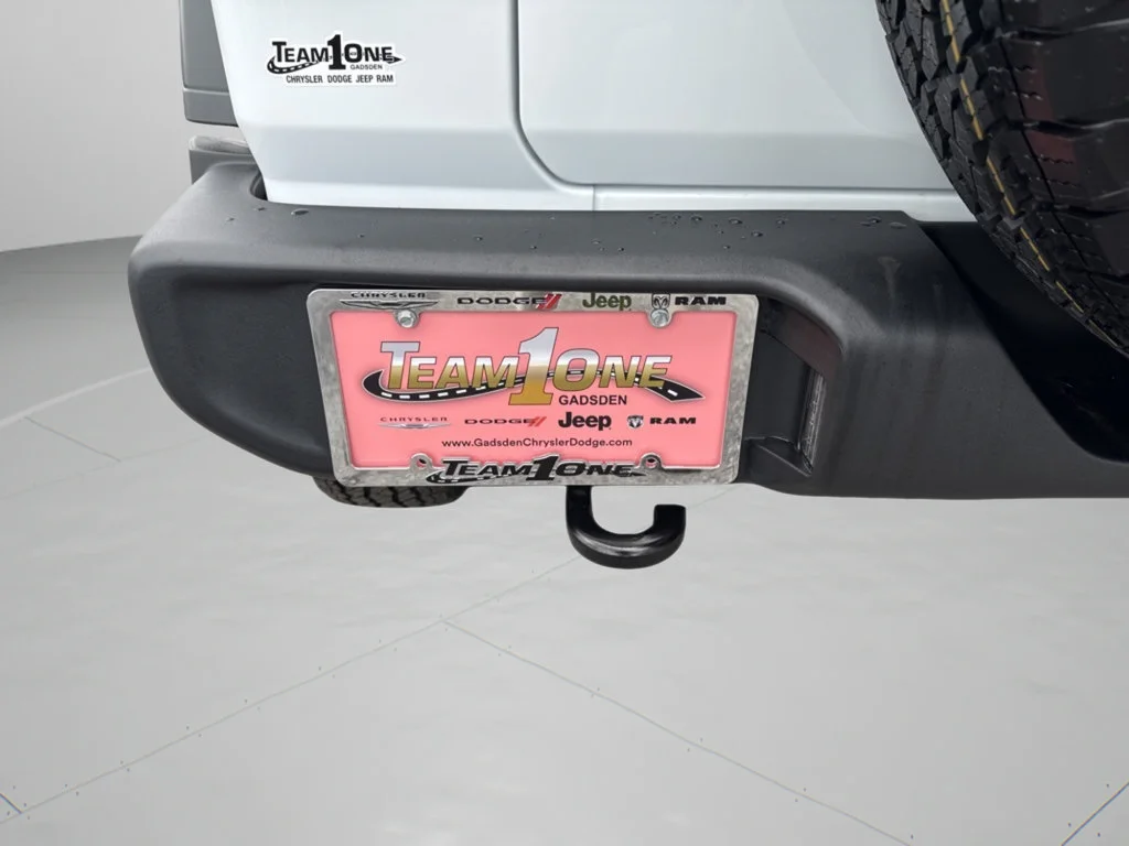 New 2026 Bright White Clear-Coat Exterior Paint Jeep Sport S image 42