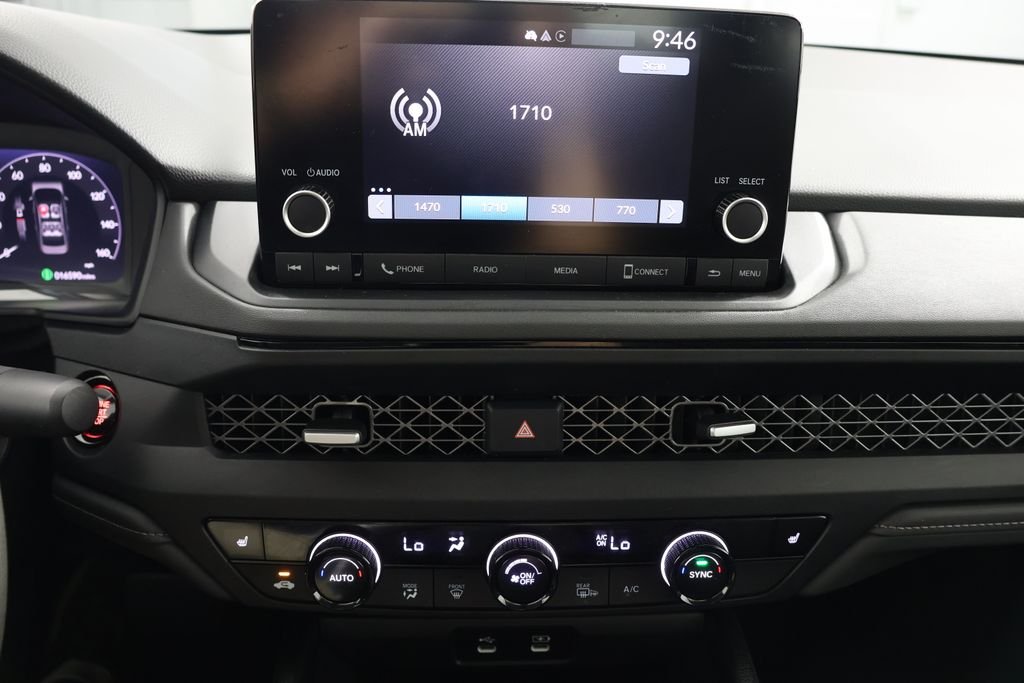 Used 2024  Honda EX image 14