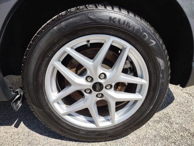 Used 2024 Gray Metallic Ford SEL image 29