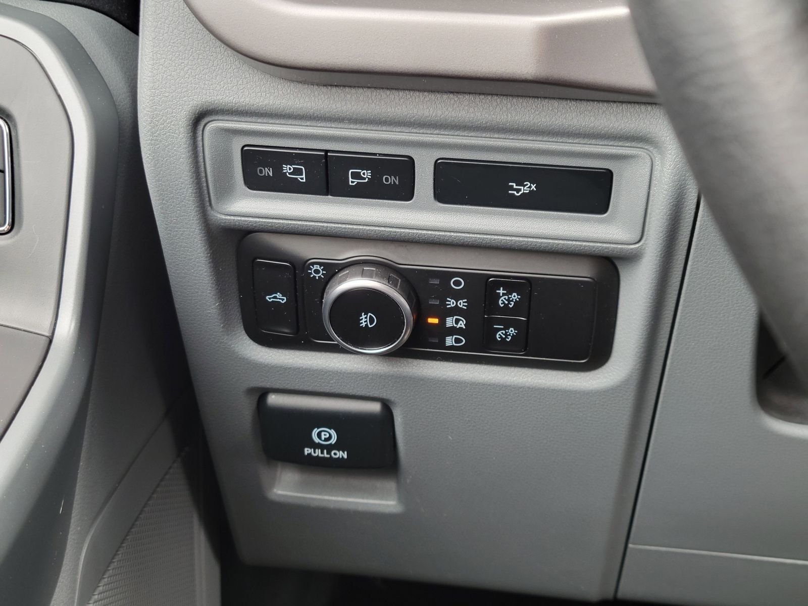 Used 2023 Black Ford XLT image 11