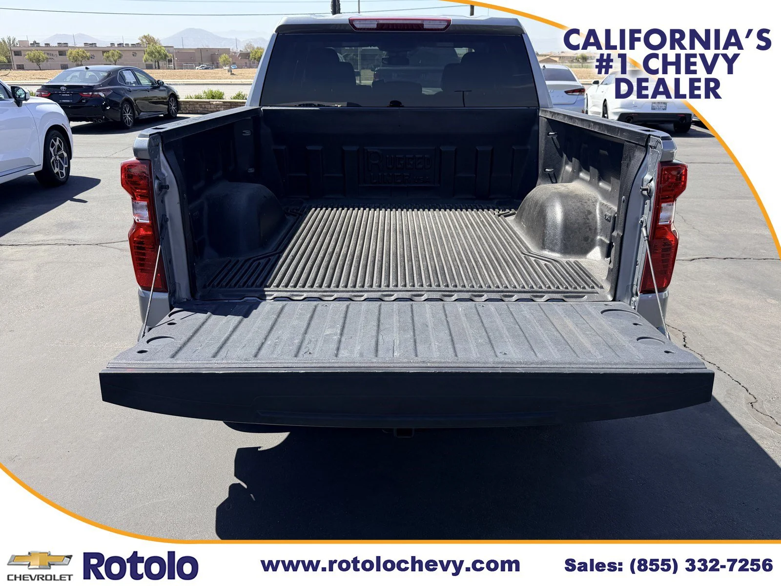 Used 2025 Sterling Gray Metallic Chevrolet LT image 12