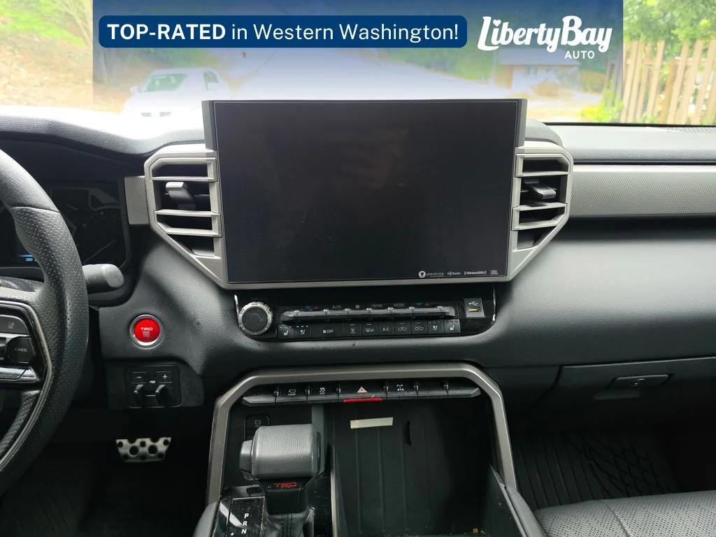 Used 2022  Toyota Limited image 13
