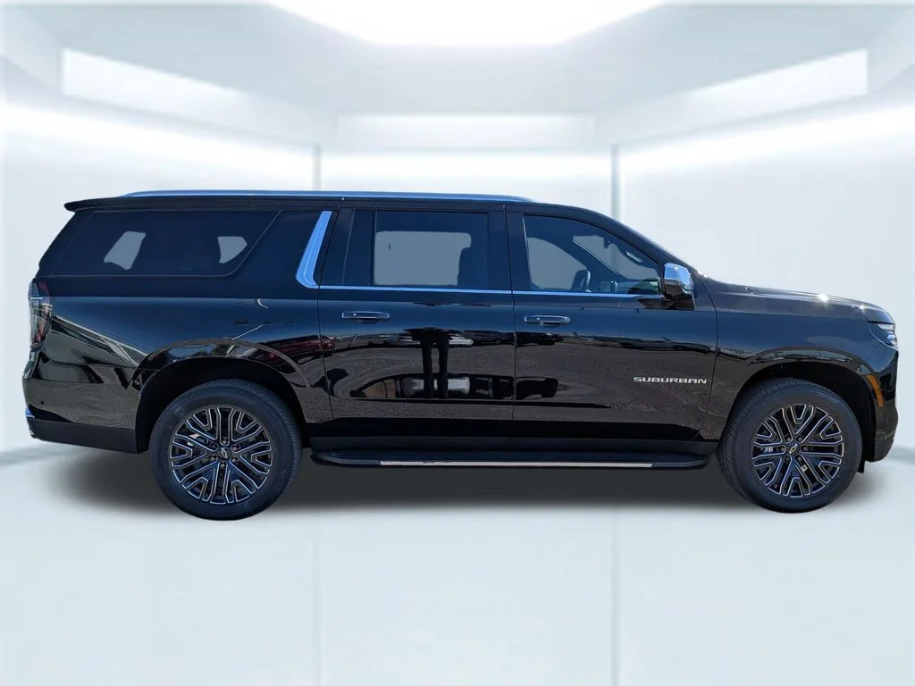 2026 Chevrolet Suburban Premier - Photo 8