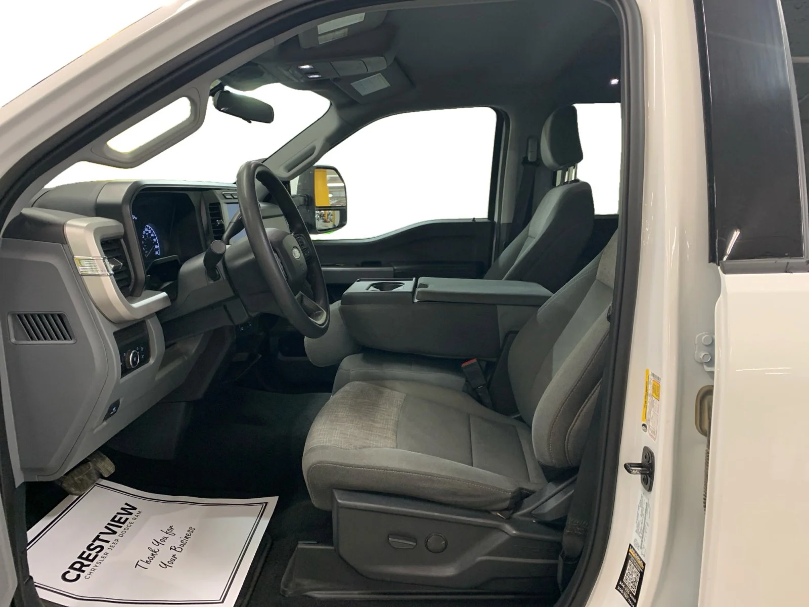 Used 2024 Oxford White Ford XLT image 10