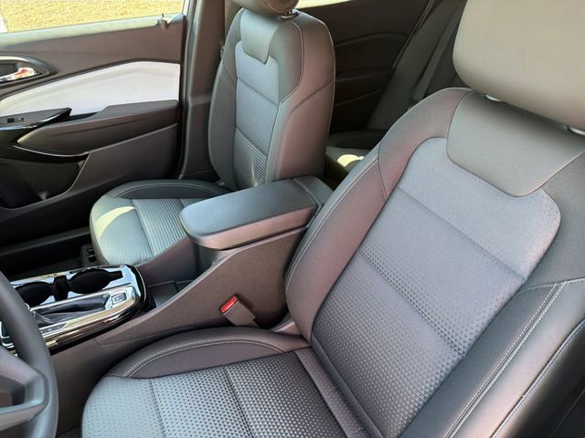 2026 Chevrolet Trax LT - Photo 19