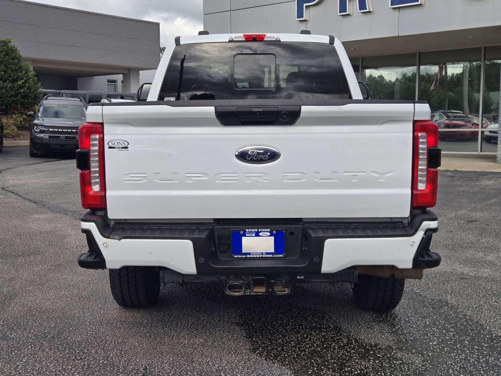 Used 2024 Oxford White Clearcoat Ford XL image 9