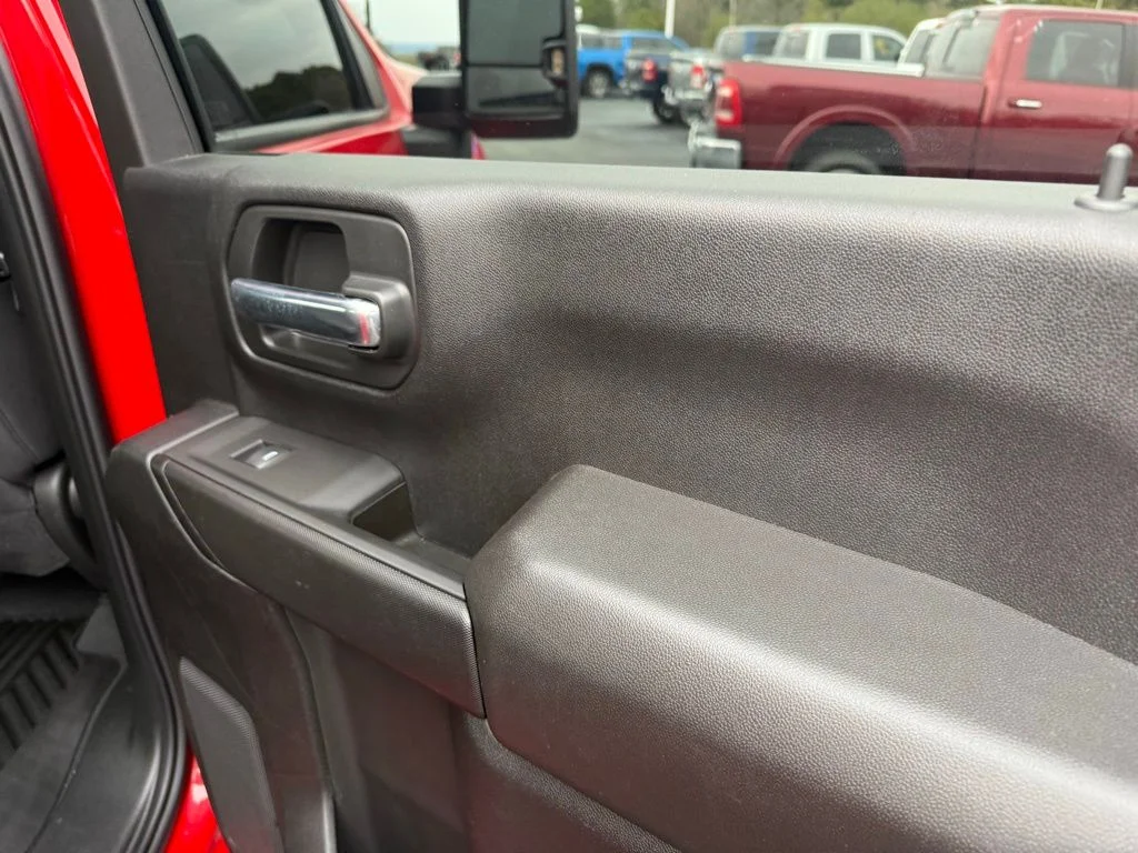 2025 Chevrolet Silverado 2500HD Custom - Photo 20