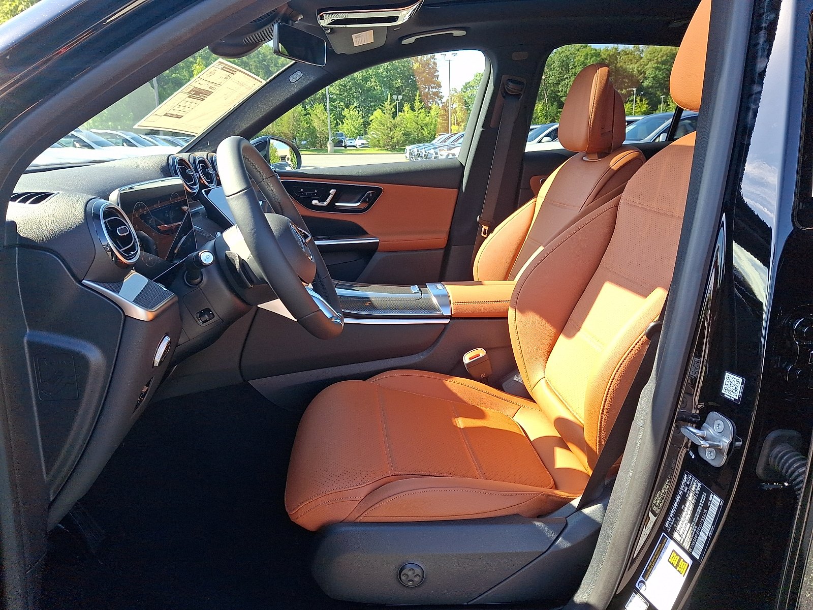 New 2027 Black Mercedes-Benz GLC 300 image 8