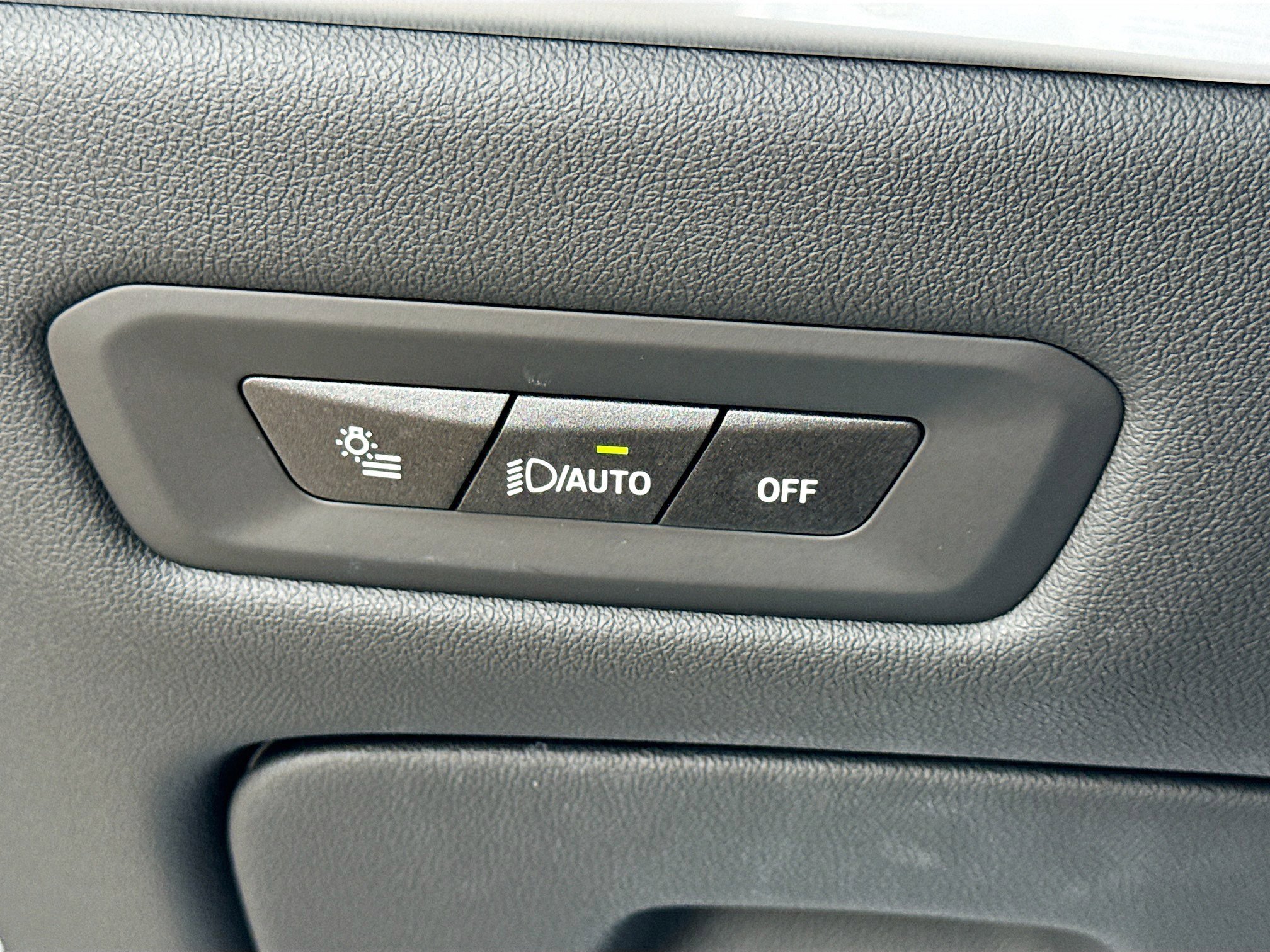Used 2024 Gray Metallic BMW xDrive40i image 35