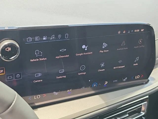 New 2026 Summit White Chevrolet LT image 27