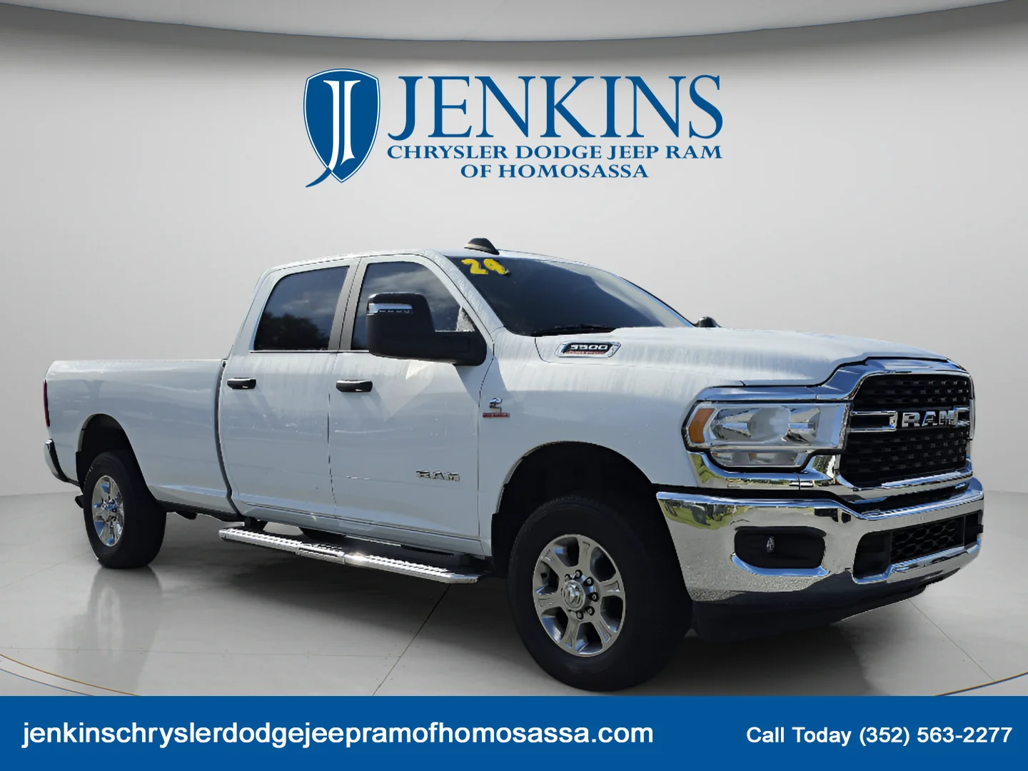 Used 2024 Bright White Clearcoat Ram Big Horn image 1