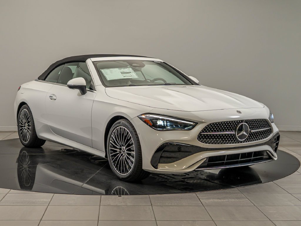 New 2027 Polar White Mercedes-Benz CLE 300 image 13