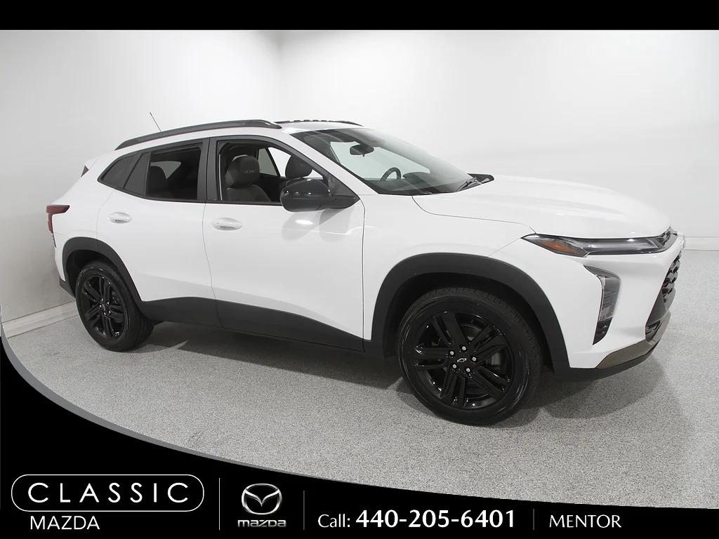 Used 2024 Summit White Chevrolet ACTIV image 1