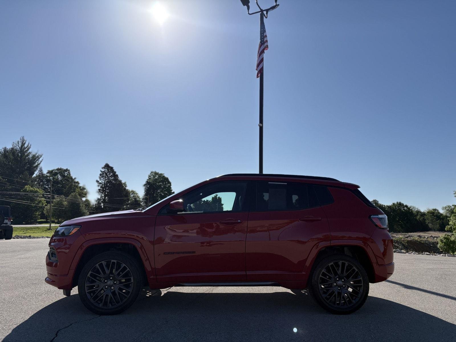 Used 2022 Redline Pearlcoat Jeep (RED) Edition image 3
