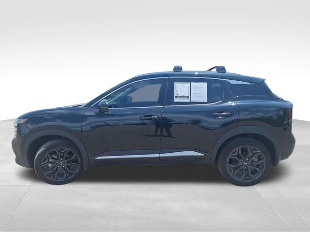 Certified Used 2025 Black Nissan SR image 5