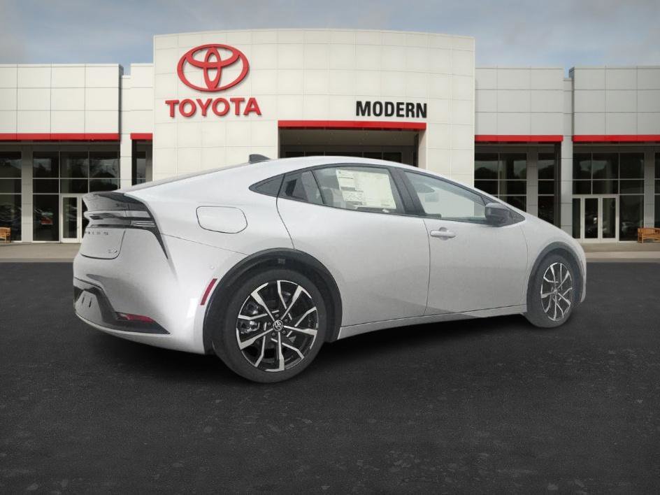 New 2026 Cutting Edge Toyota XSE Premium image 21