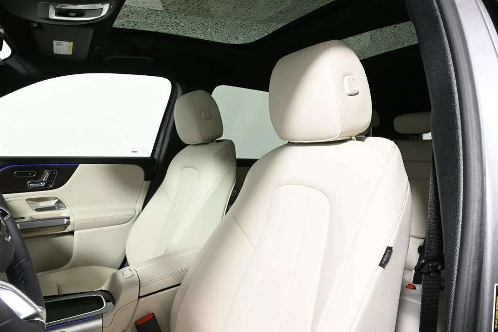 Used 2026 Gray Mercedes-Benz GLB 250 image 15