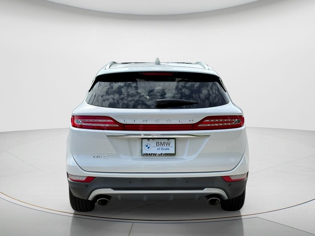 Used 2019 White Lincoln Reserve image 6