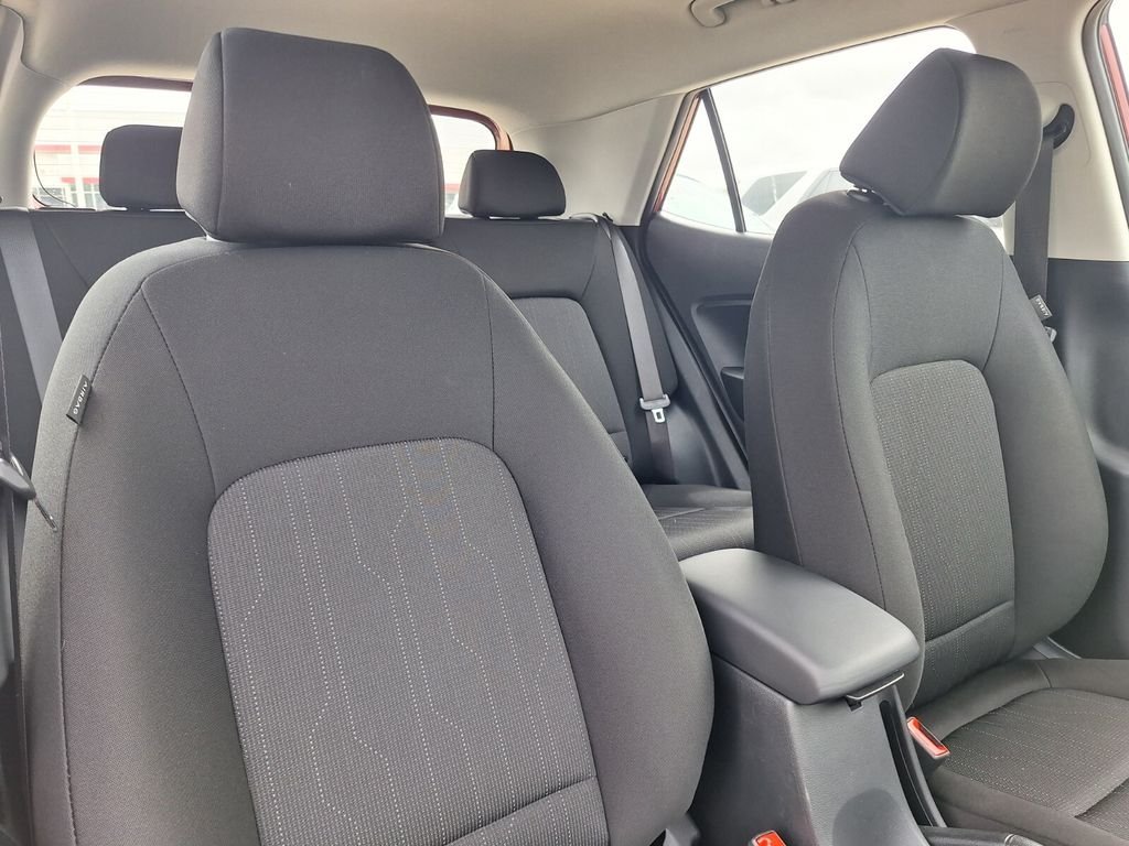 2026 Hyundai Venue SE - Photo 26